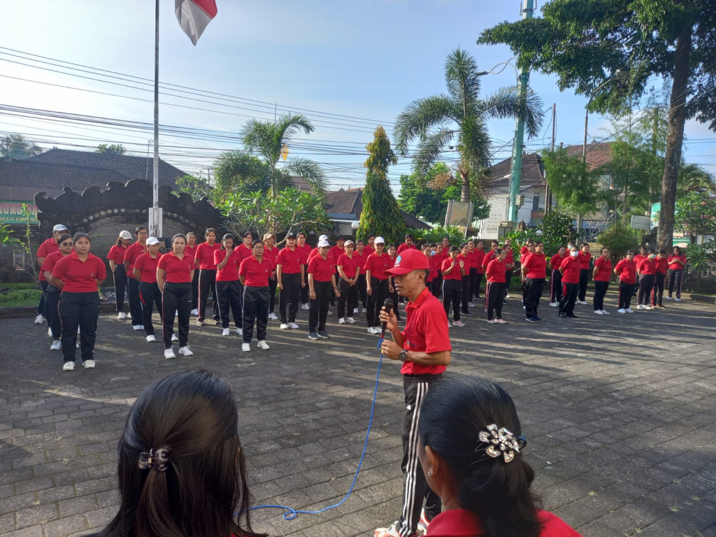 IMPLEMENTASI PELAKSANAAN GERMAS BERUPA SENAM GARBASARI DI KECATAN ABIANSEMAL